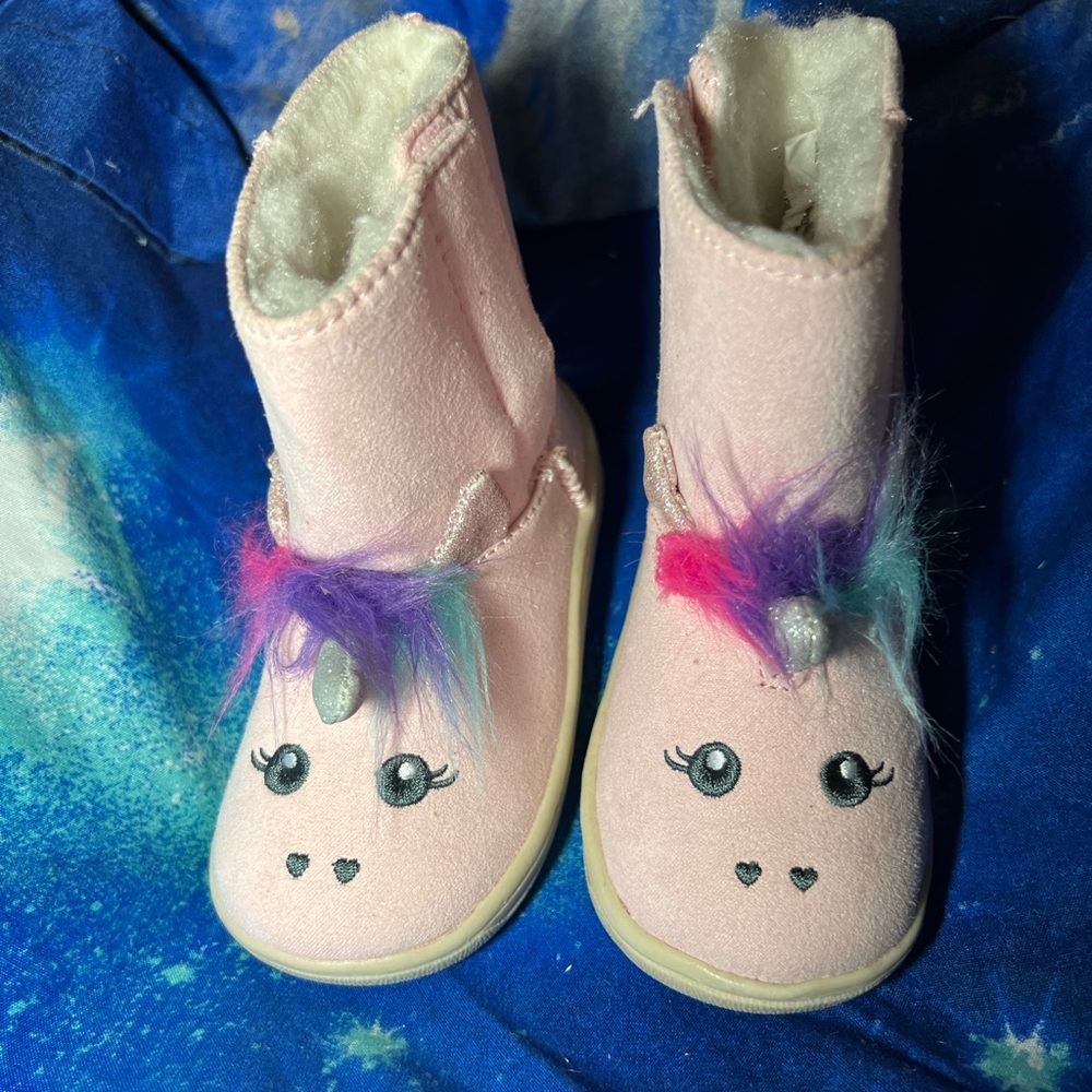 Toddler / Baby Pink Unicorn Shoes size 5